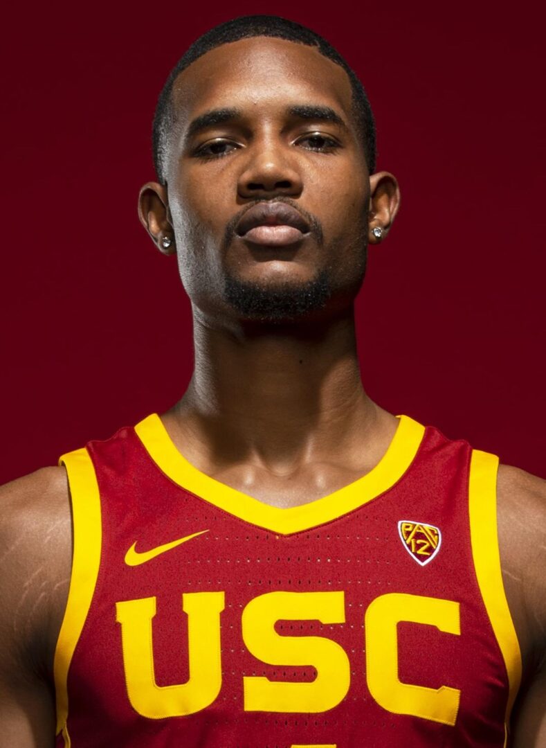 Southern Cal basketball star Evan Mobley named Naismith Player of the ...